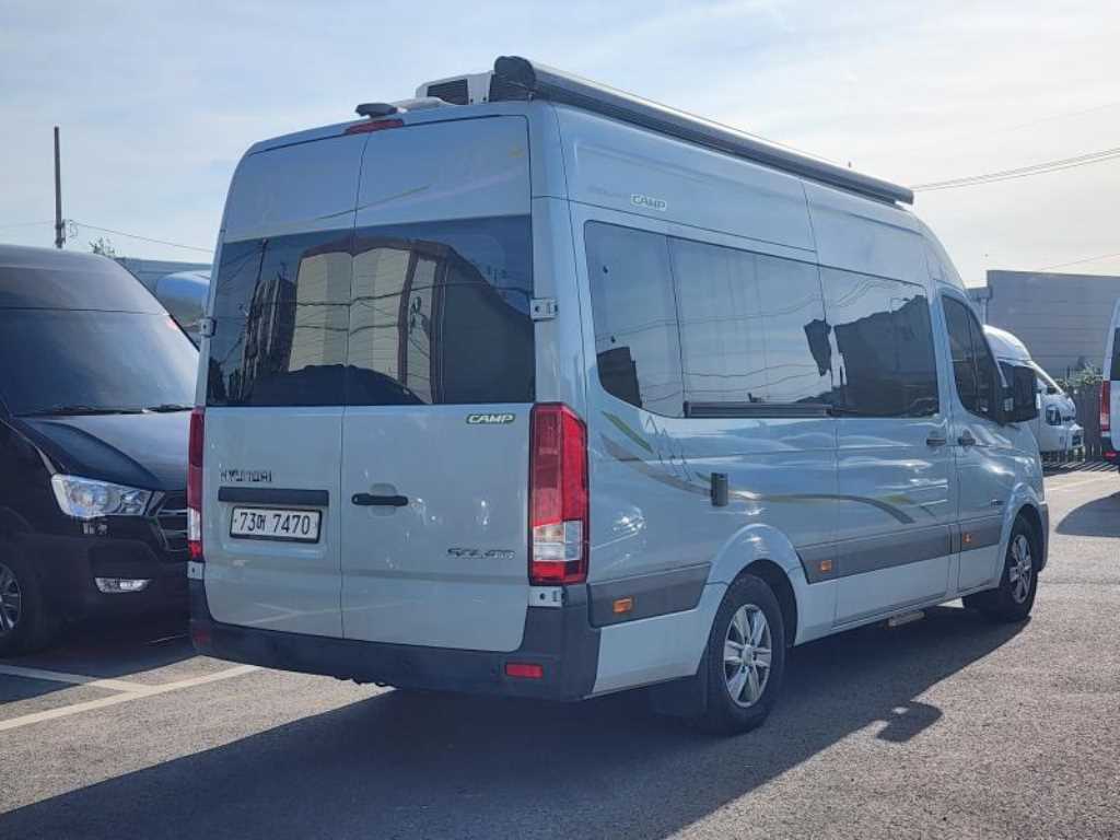 HYUNDAI Solati - Vista 4