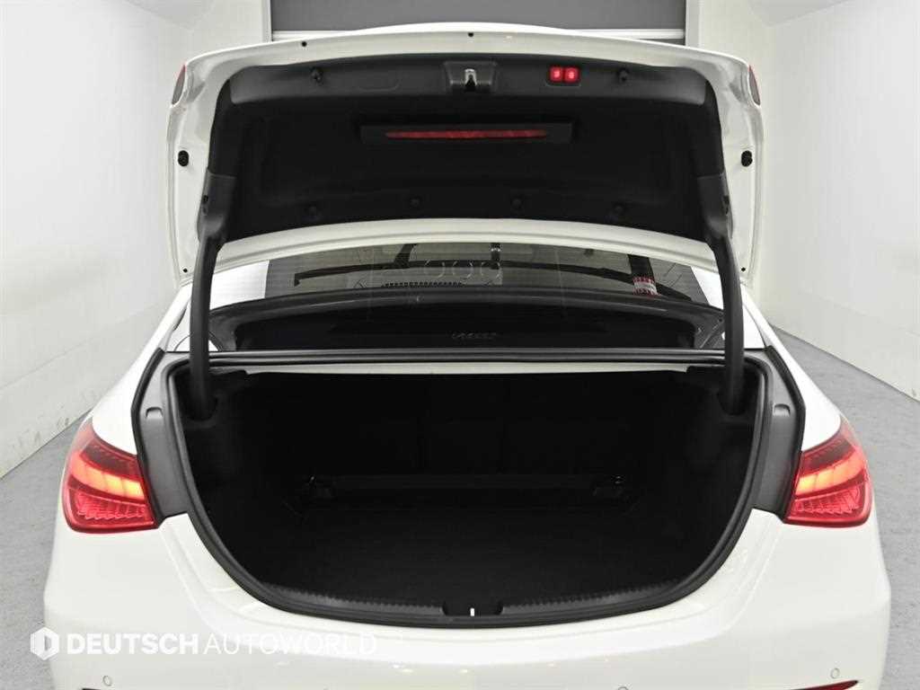 Mercedes Benz C Class 2023 Blanco - Importación desde Corea - HF Imports Iquique - Foto 19