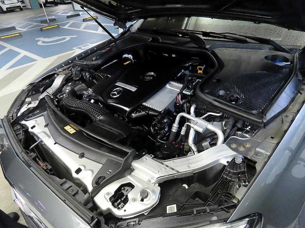 Mercedes Benz E class 2019 Gris - Importación desde Corea - HF Imports Iquique - Foto 19