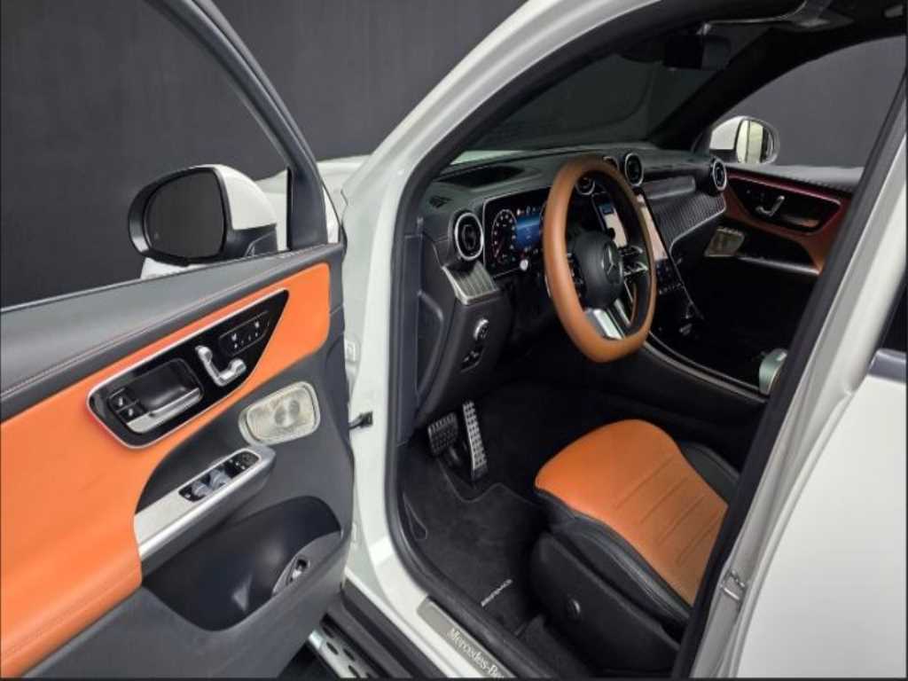 Mercedes Benz GLC Class - Vista 10