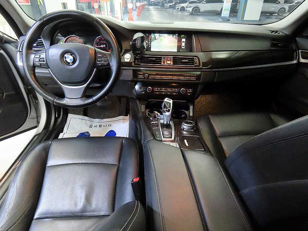 BMW 5 Series - Vista 10
