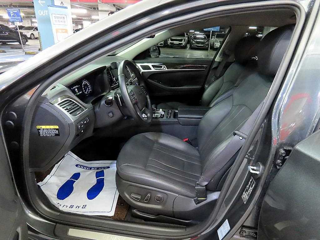 Genesis G80 - Vista 6