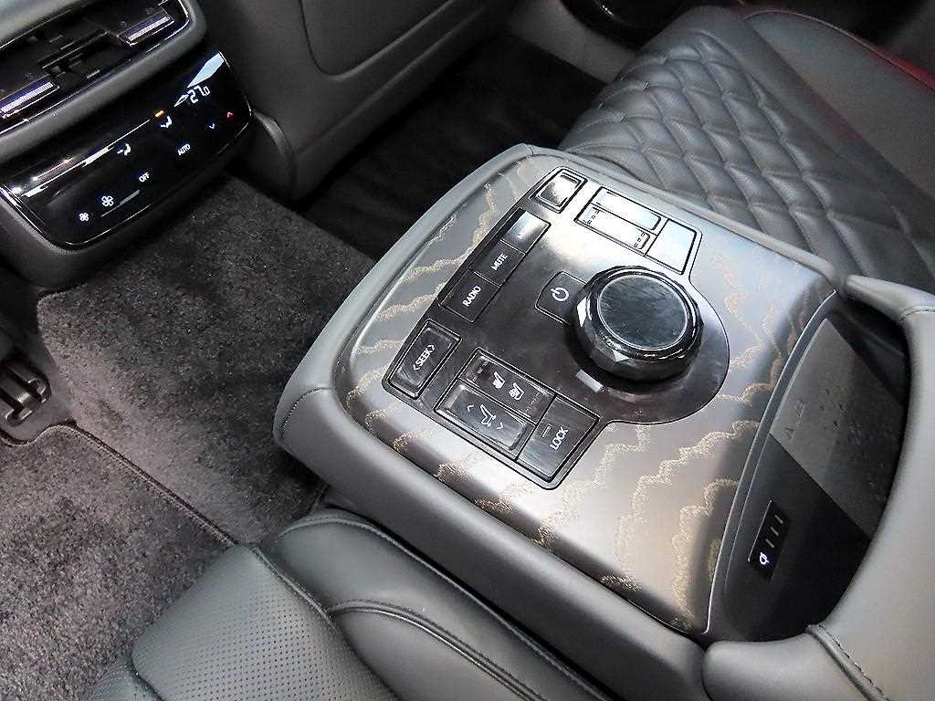 Genesis G80 2026 Negro - Importación desde Corea - HF Imports Iquique - Foto 17