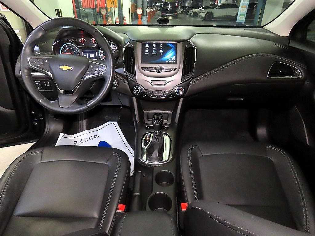 Chevrolet Cruise - Vista 10