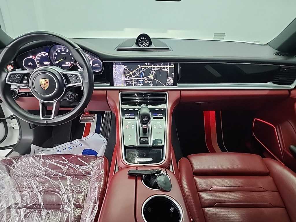 Porsche Panamera - Vista 7