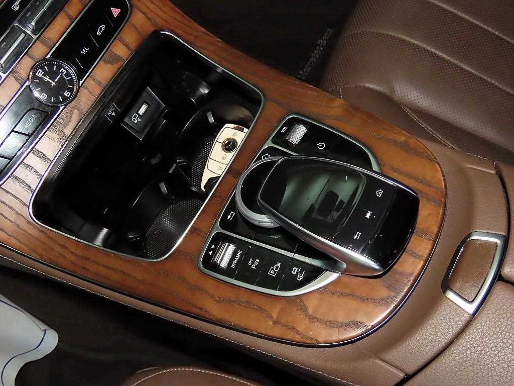 Mercedes Benz E class 2019 Negro - Importación desde Corea - HF Imports Iquique - Foto 13