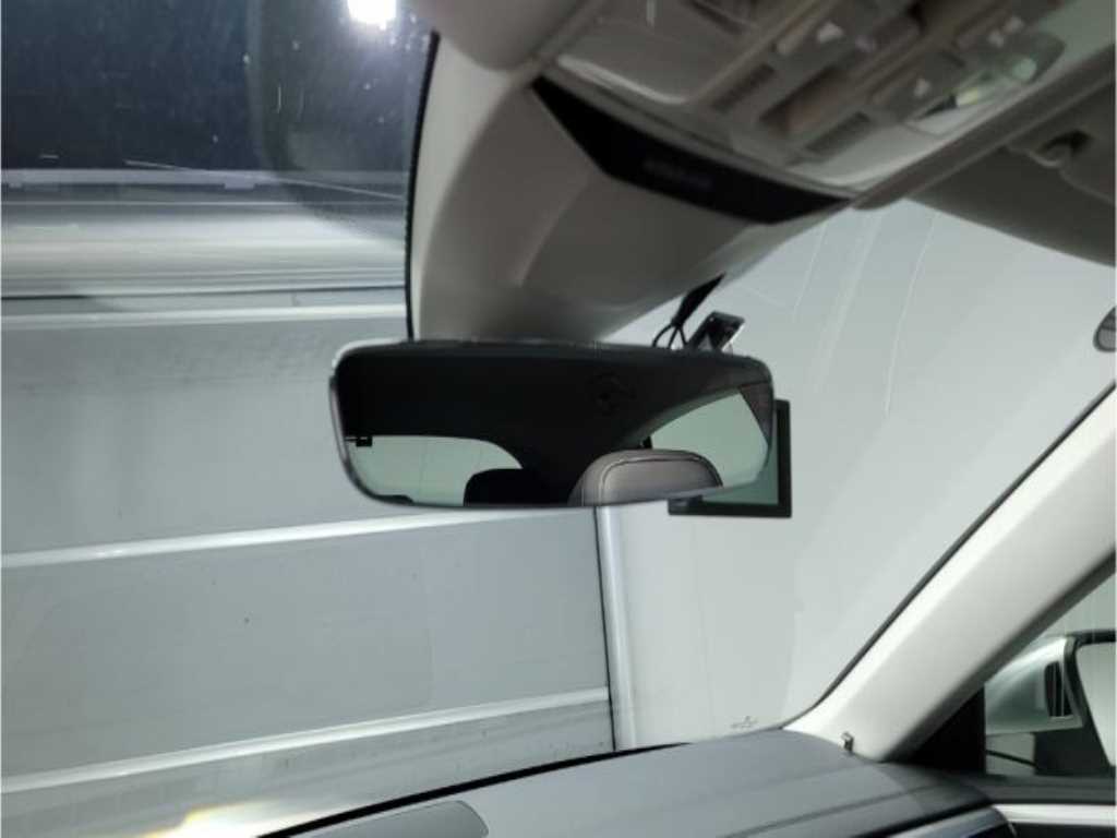 Volkswagen Arteon - Vista 11