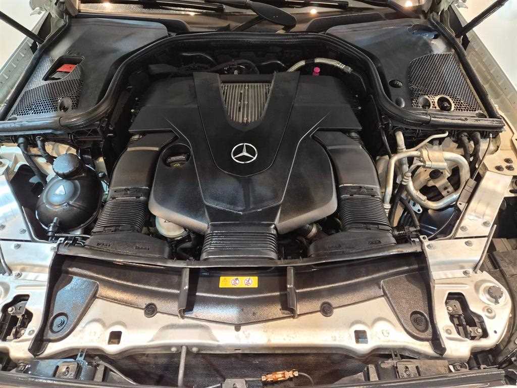 Mercedes Benz E class 2017 Blanco - Importación desde Corea - HF Imports Iquique - Foto 18