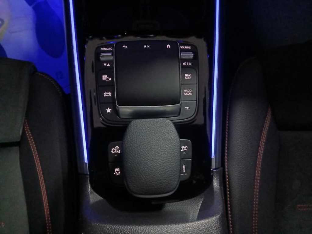 Mercedes Benz GLA Class 2023 Negro - Importación desde Corea - HF Imports Iquique - Foto 13