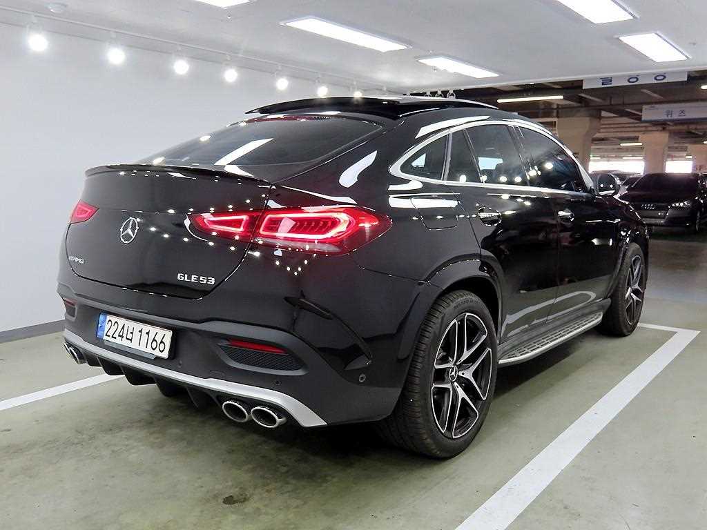 Mercedes Benz GLE Class - Vista 4