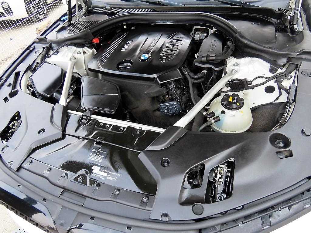 BMW 5 Series 2018 Blanco - Importación desde Corea - HF Imports Iquique - Foto 19