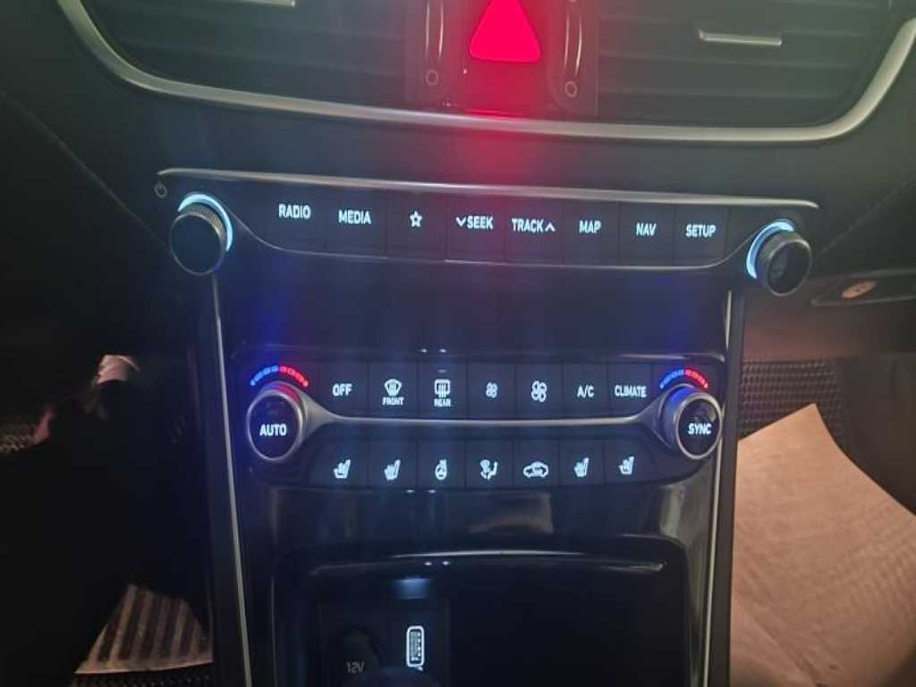 HYUNDAI Grandeur - Vista 10