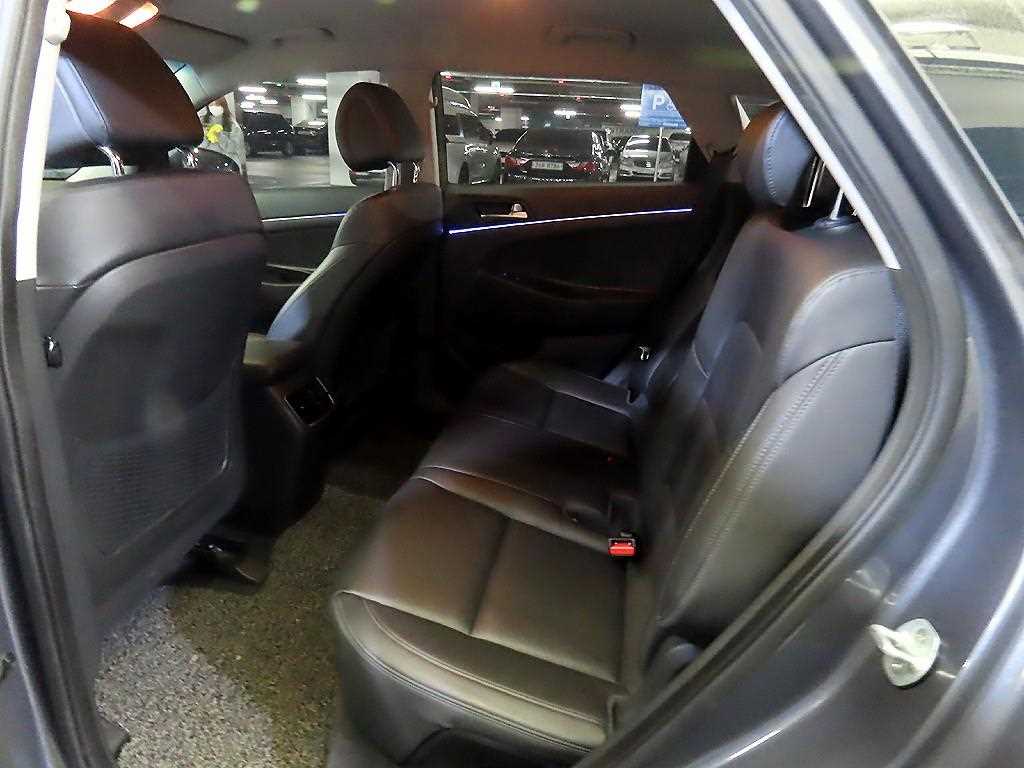 HYUNDAI Tucson - Vista 7