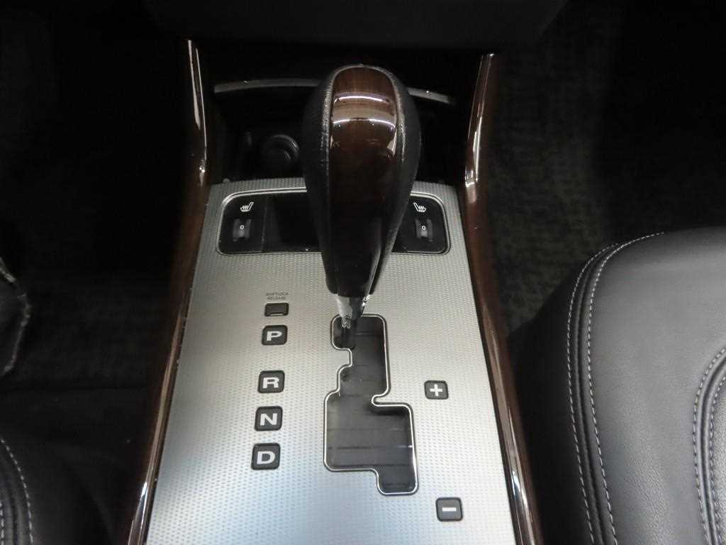 HYUNDAI Grandeur 2010 Negro - Importación desde Corea - HF Imports Iquique - Foto 14