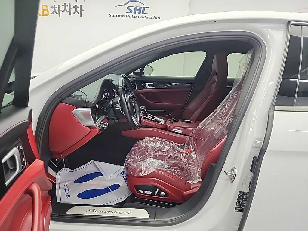 Porsche Panamera - Vista 11