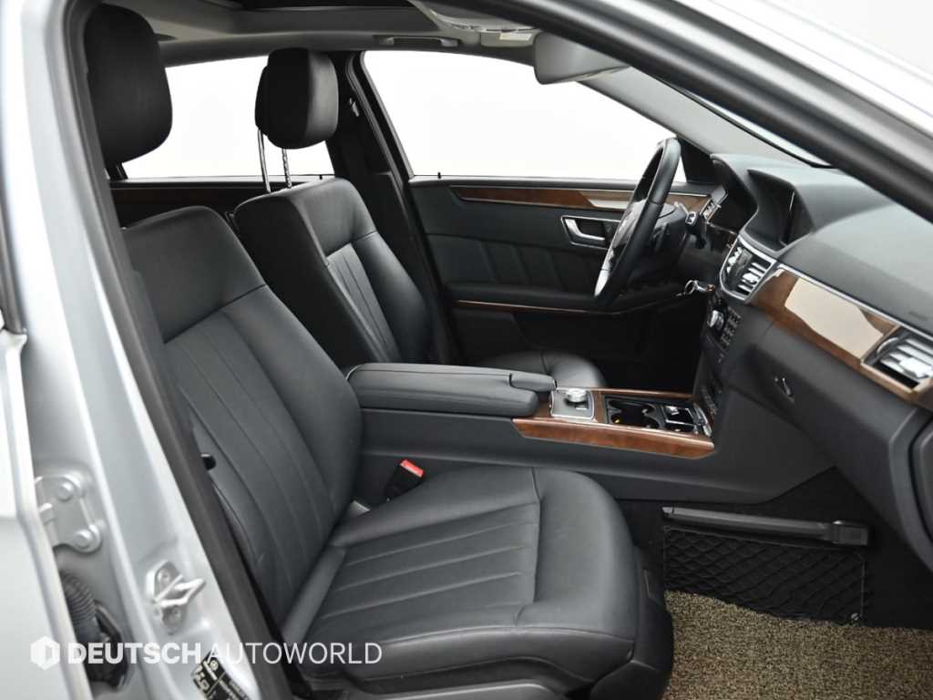 Mercedes Benz E class - Vista 10