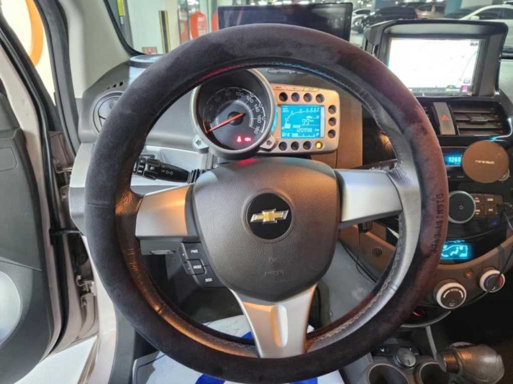 Chevrolet Spark - Vista 9