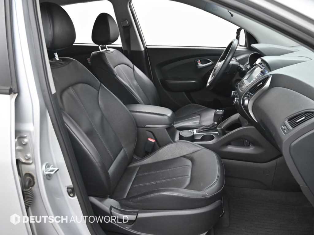 HYUNDAI Tucson - Vista 10