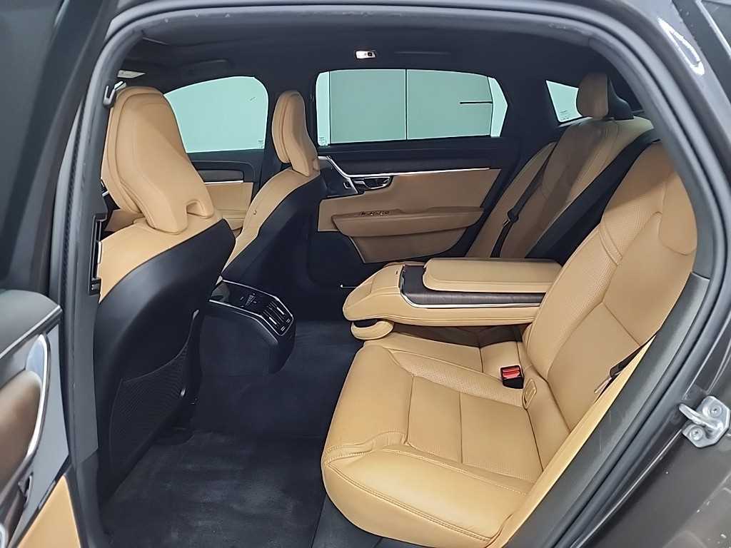 Volvo S90 - Vista 12