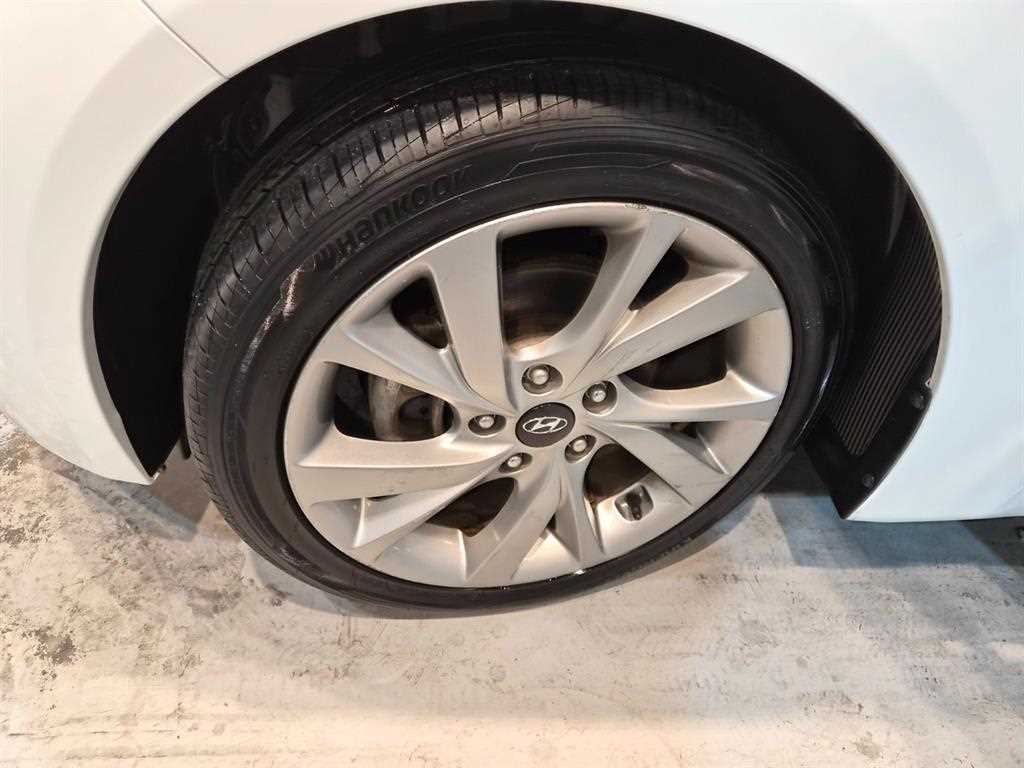 HYUNDAI Veloster 2016 Blanco - Importación desde Corea - HF Imports Iquique - Foto 17