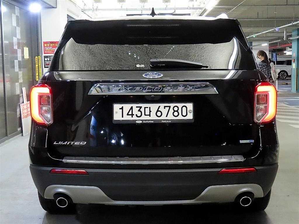 Ford Explorer - Vista 5