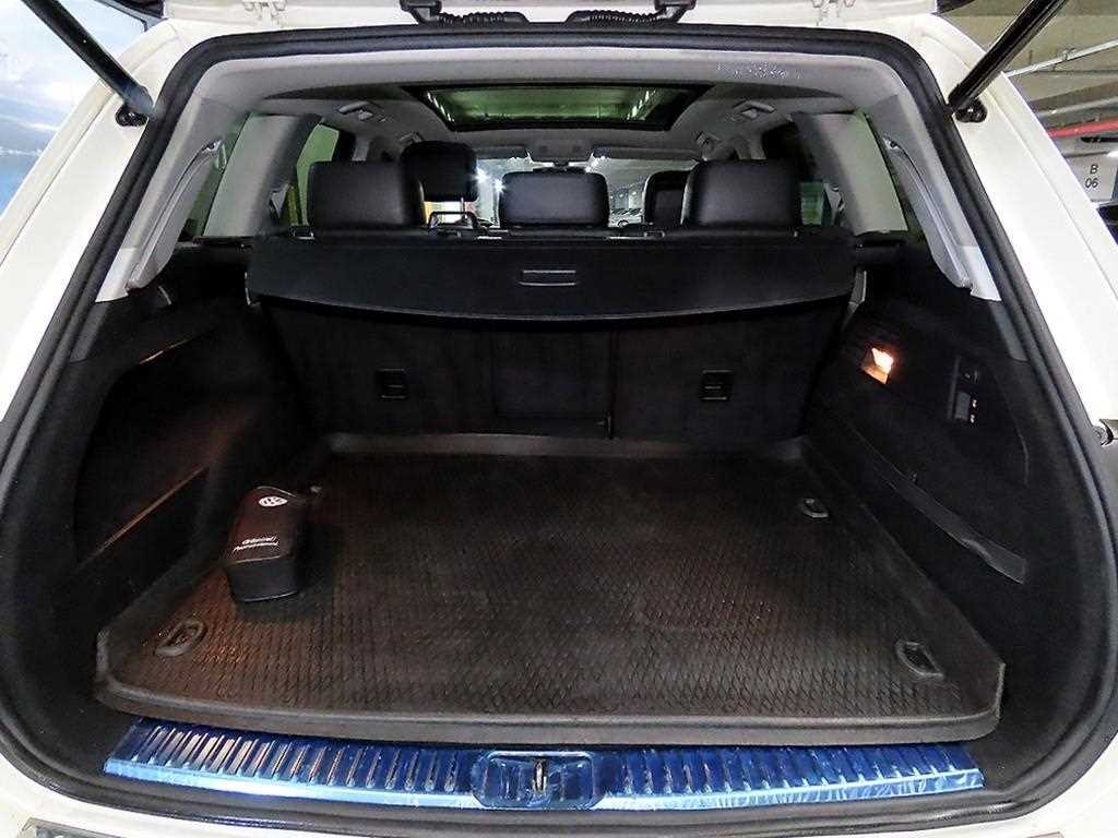 Volkswagen Touareg 2012 Blanco - Importación desde Corea - HF Imports Iquique - Foto 17