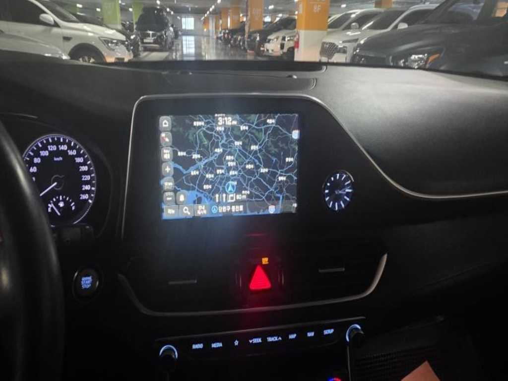 HYUNDAI Grandeur - Vista 7