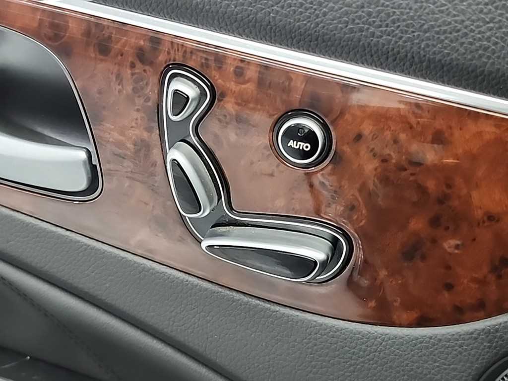 HYUNDAI Equus 2012 Negro - Importación desde Corea - HF Imports Iquique - Foto 16