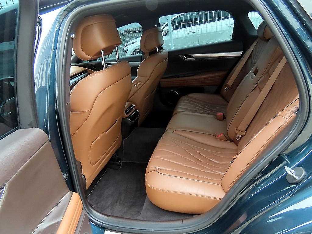 Genesis G80 - Vista 6