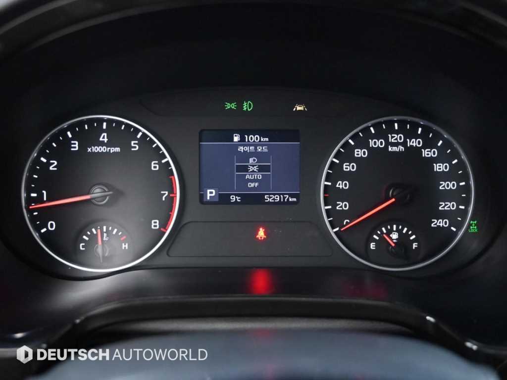 KIA Seltos - Vista 8