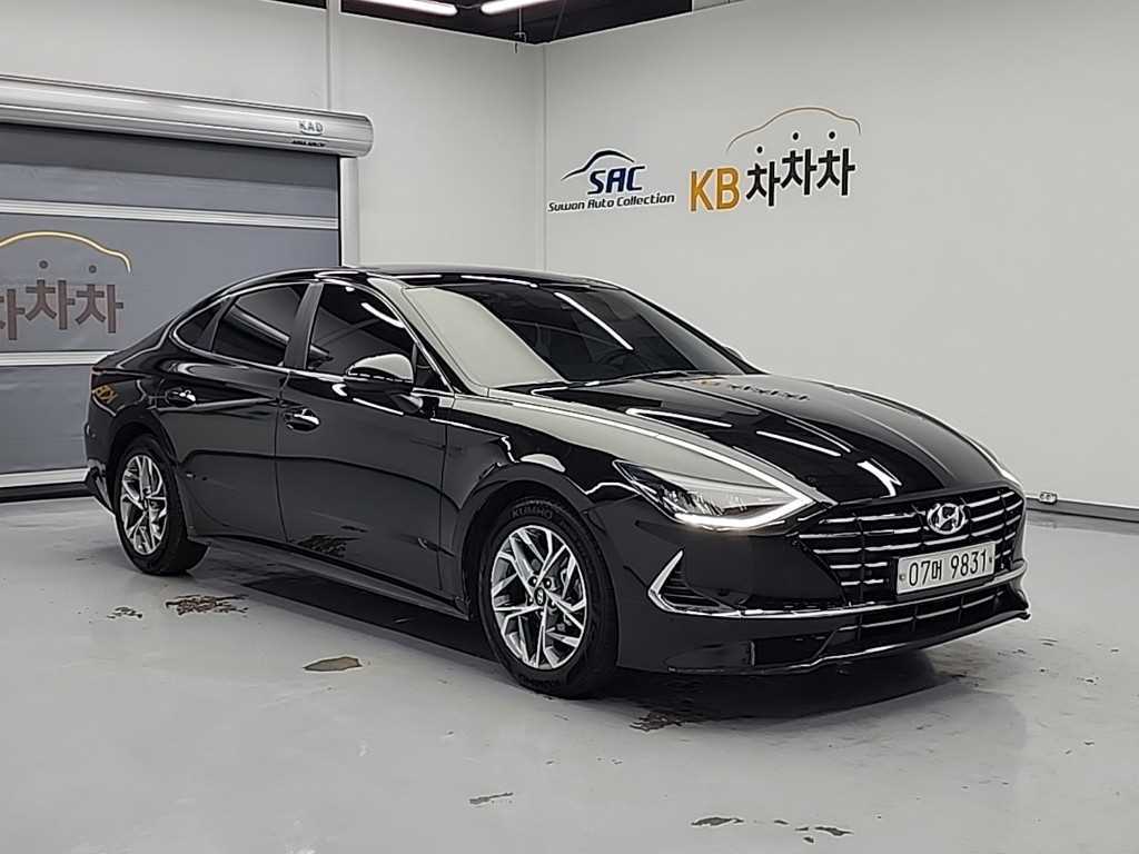 HYUNDAI Sonata - Vista 4