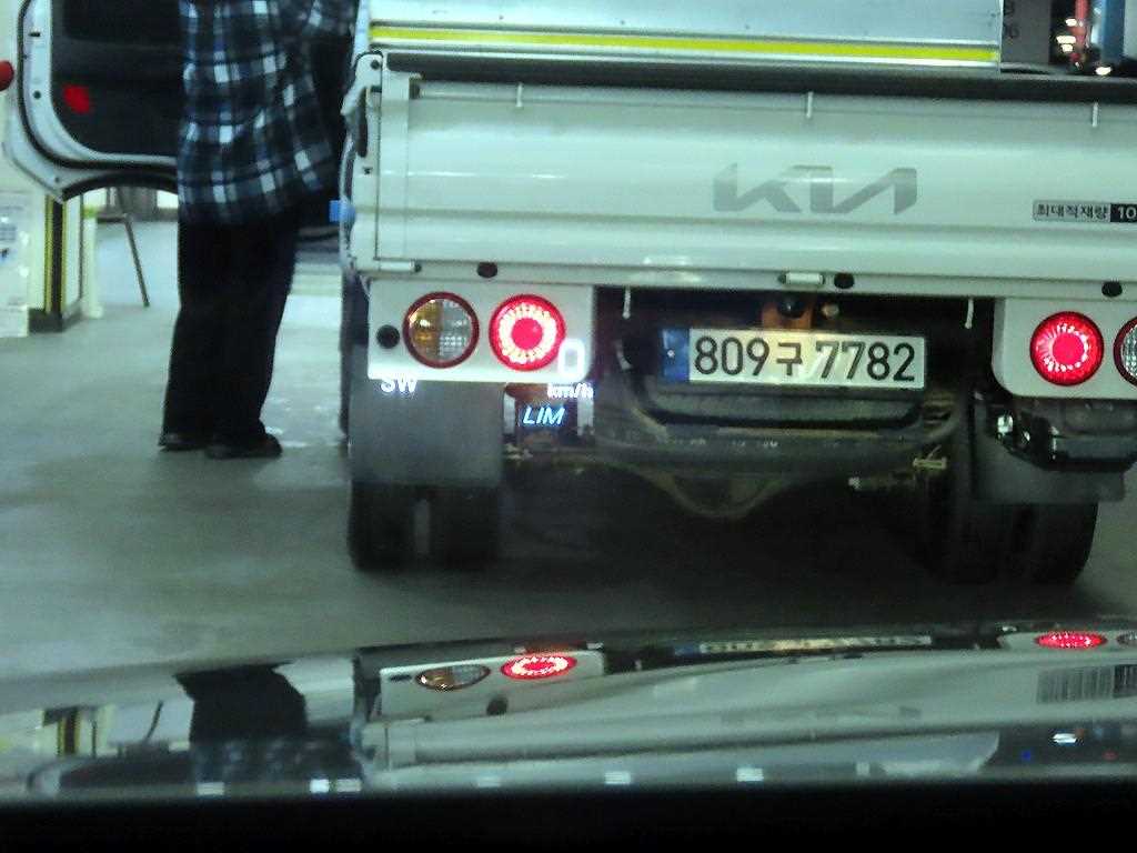 Mercedes Benz E class 2019 Gris - Importación desde Corea - HF Imports Iquique - Foto 13