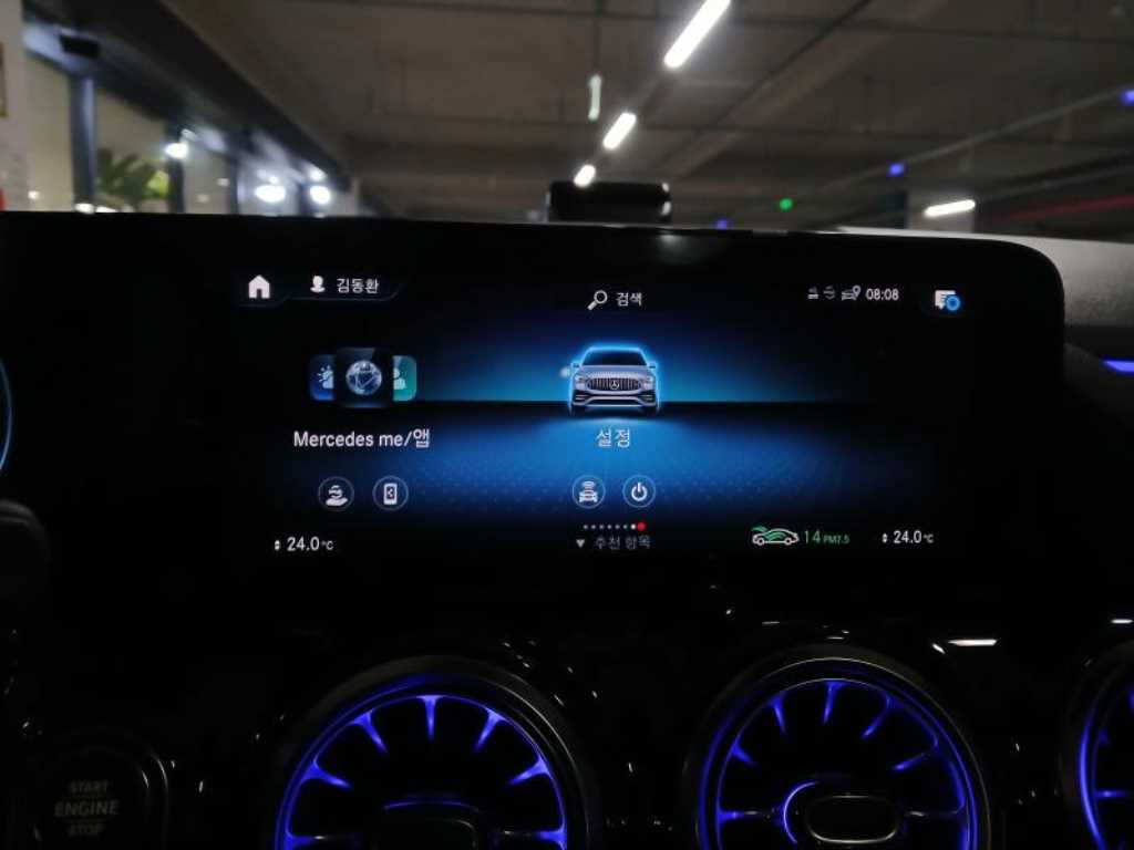 Mercedes Benz GLA Class - Vista 11