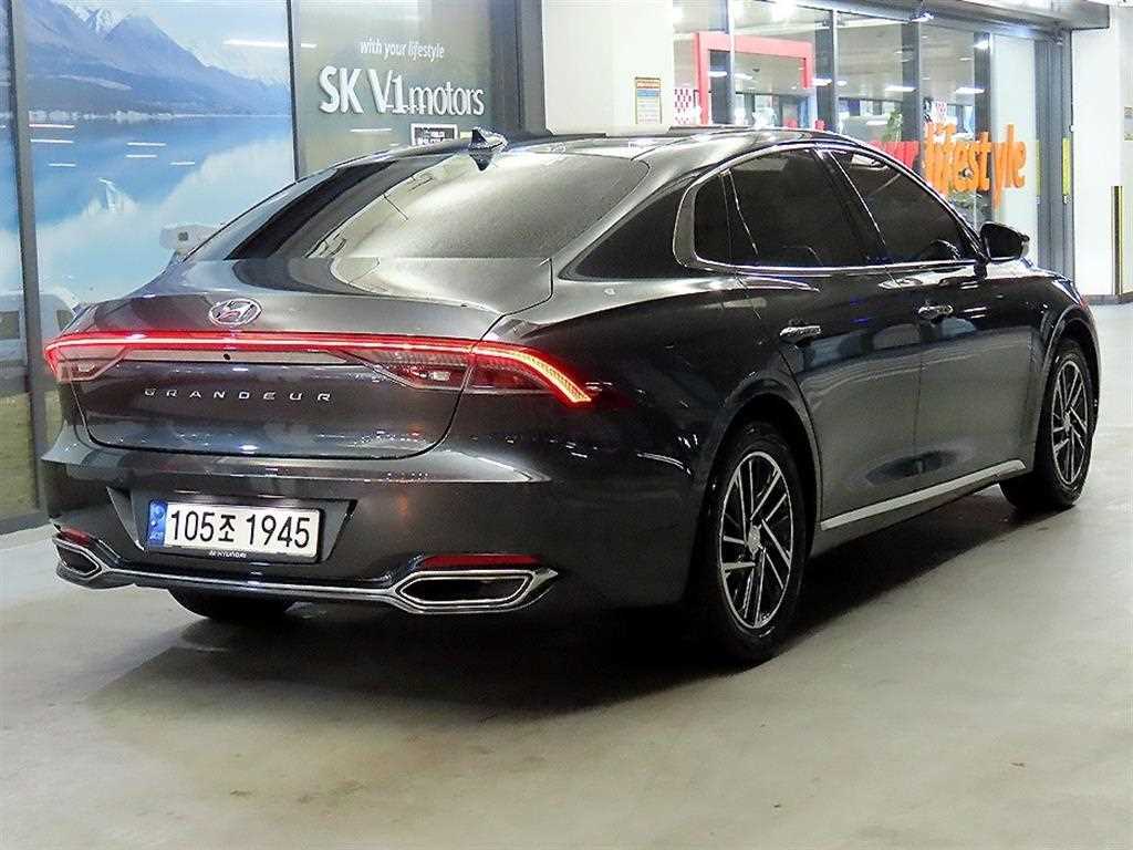 HYUNDAI Grandeur - Vista 4