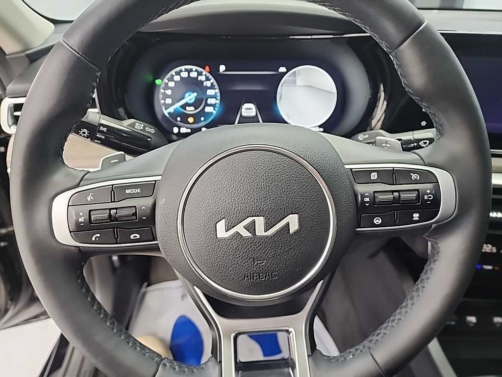 KIA K5 - Vista 9