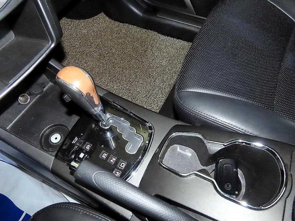 Ssangyong Korando - Vista 12