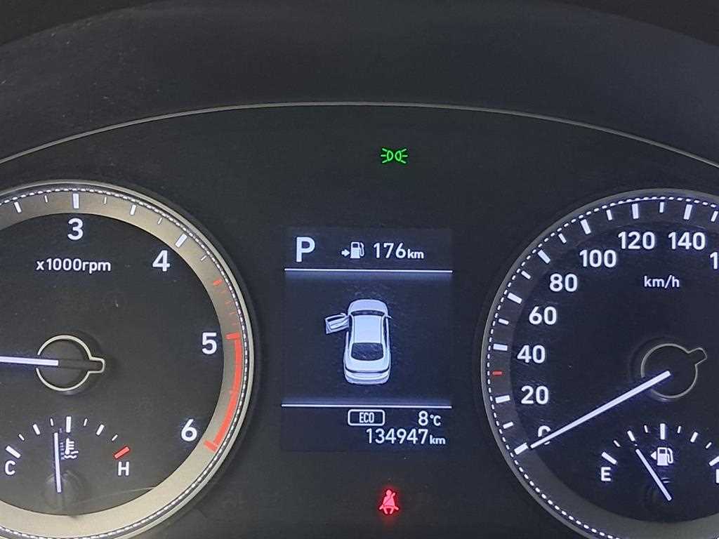 HYUNDAI Grandeur - Vista 8