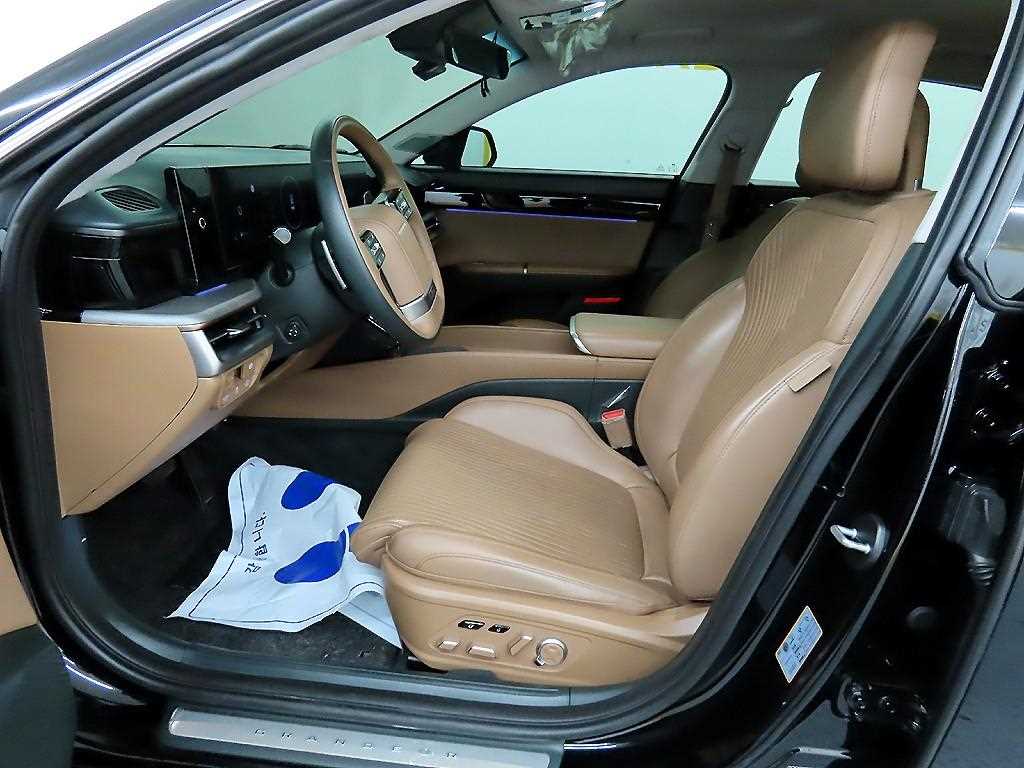 HYUNDAI Grandeur - Vista 5