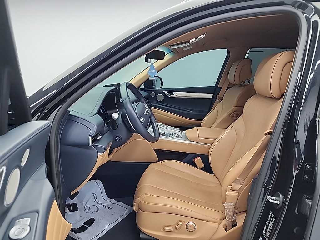 Genesis GV80 - Vista 11