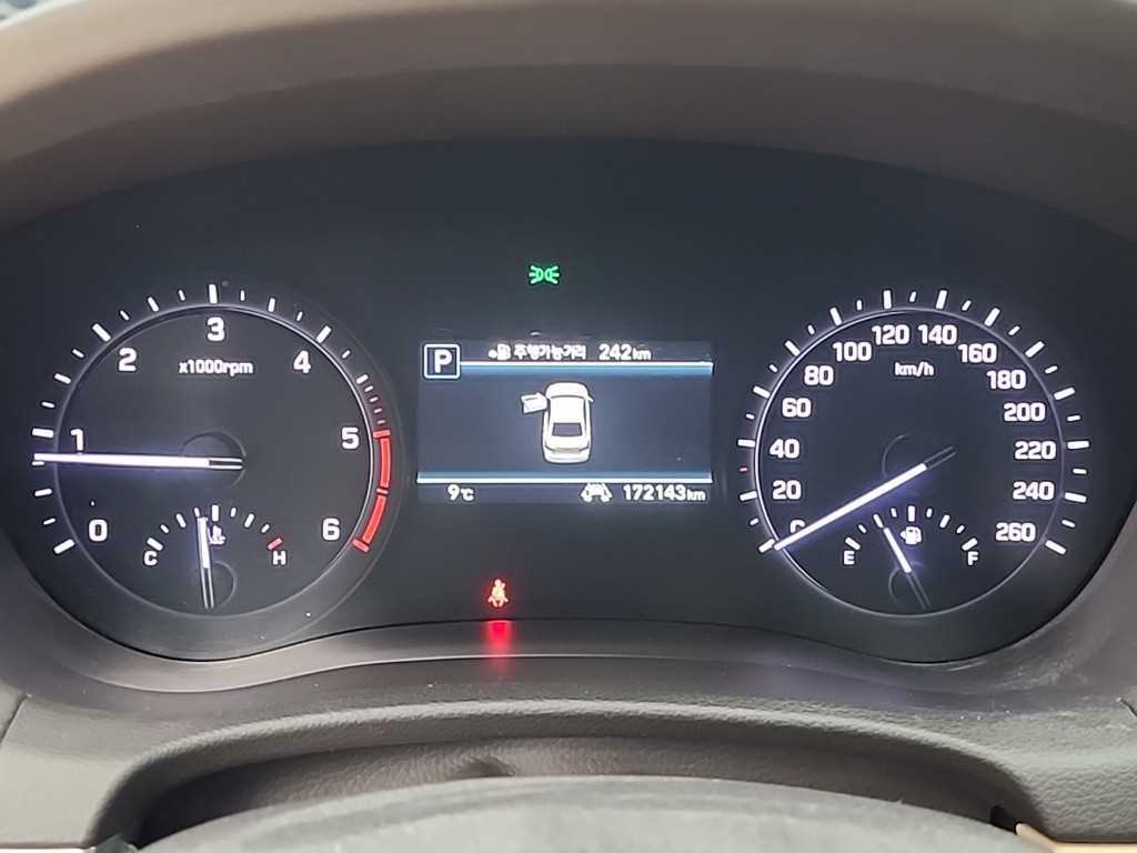 Genesis G80 - Vista 6