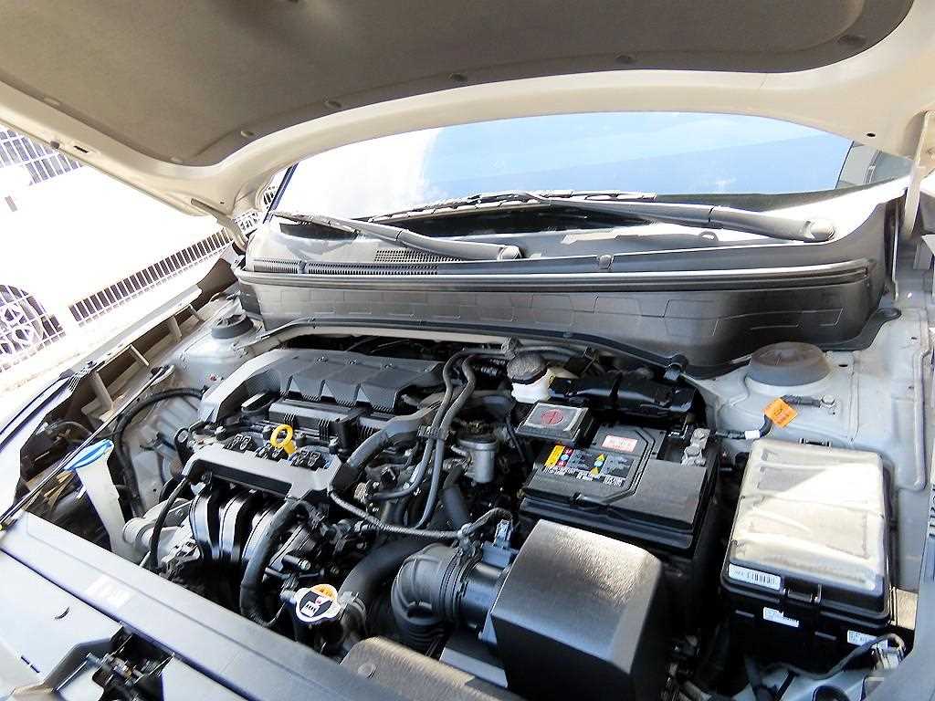 HYUNDAI Venue 2021 Gris - Importación desde Corea - HF Imports Iquique - Foto 19