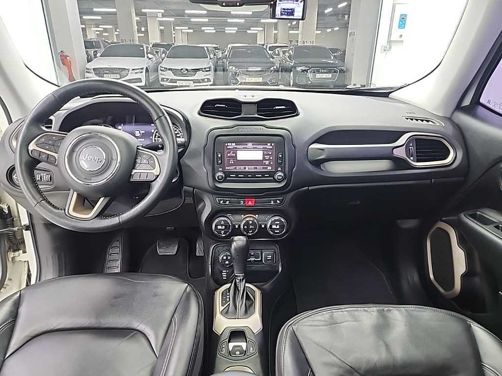 Jeep Renegade - Vista 7