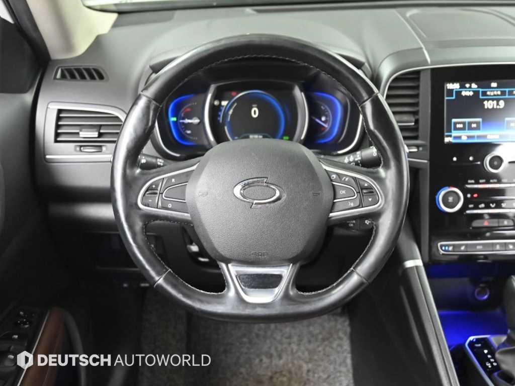 SAMSUNG QM6 2017 Blanco - Importación desde Corea - HF Imports Iquique - Foto 13