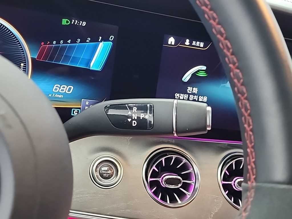 Mercedes Benz AMG GT - Vista 8