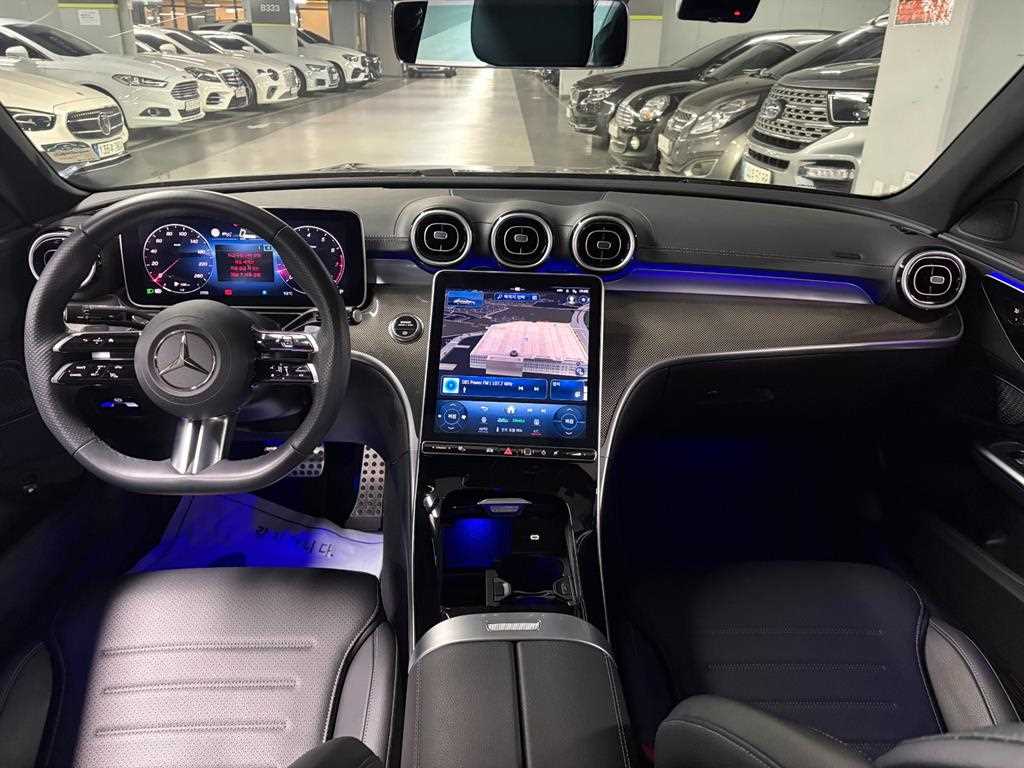 Mercedes Benz C Class - Vista 5