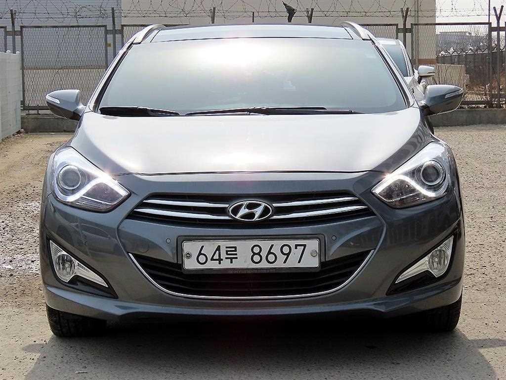 HYUNDAI i40 2012 Plateado - Importación desde Corea - HF Imports Iquique - Foto 1