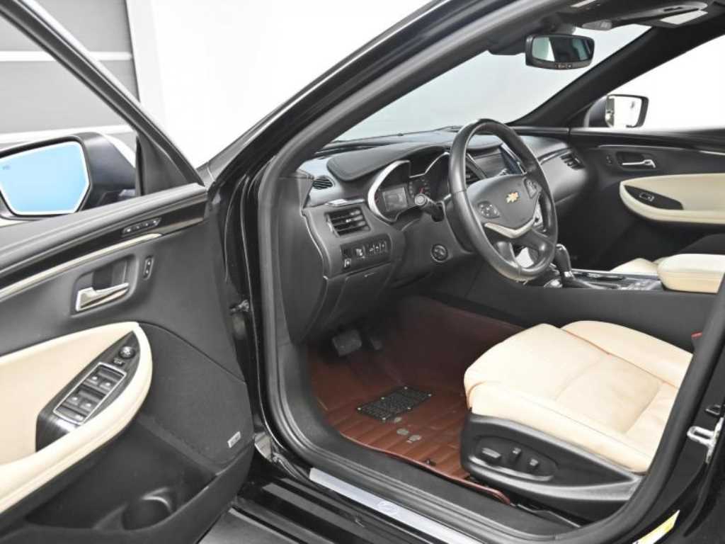 Chevrolet Impala - Vista 11