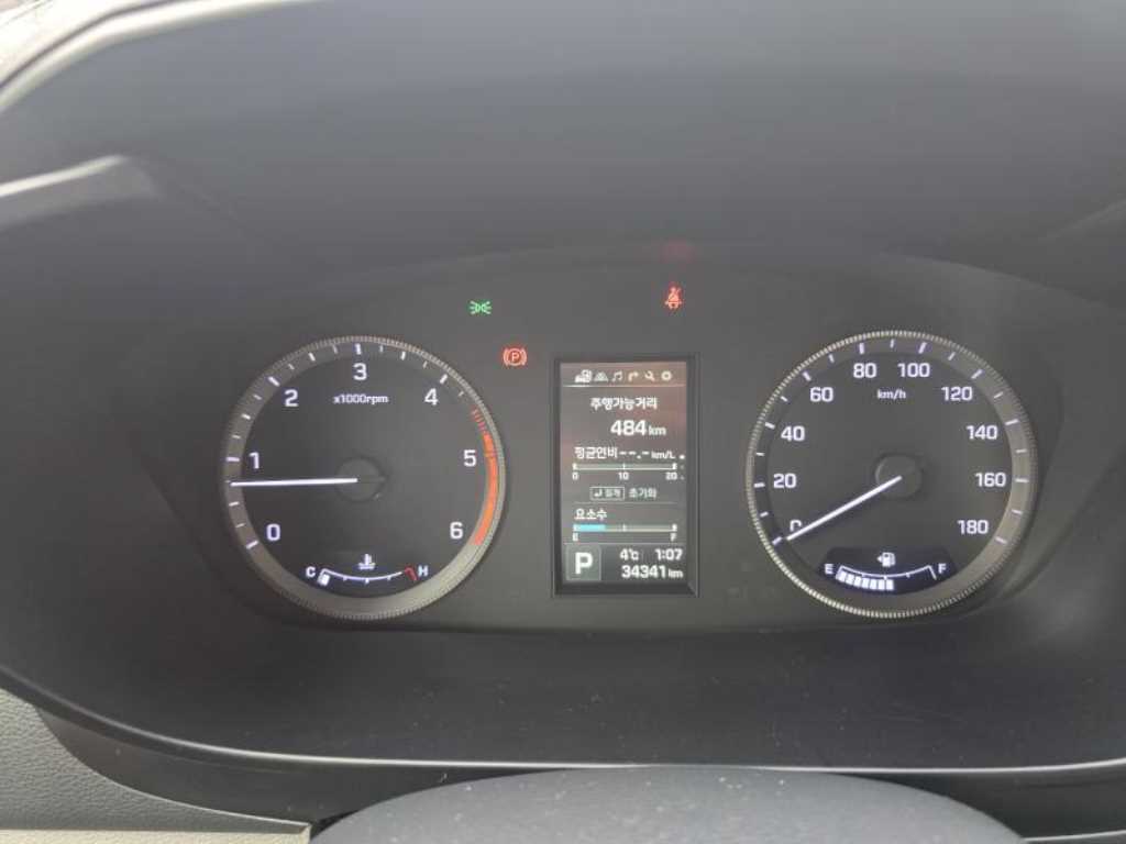 HYUNDAI Solati 2022 Negro - Importación desde Corea - HF Imports Iquique - Foto 15