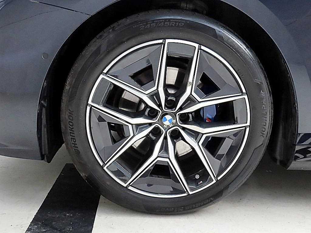 BMW 5 Series 2025 Negro - Importación desde Corea - HF Imports Iquique - Foto 20