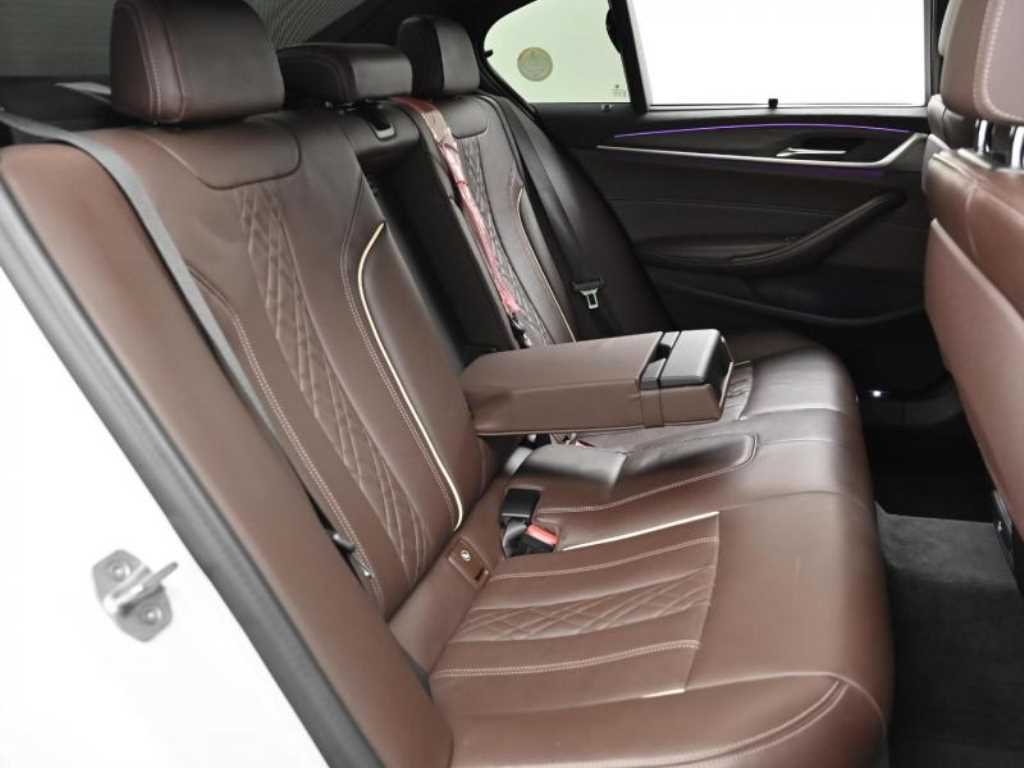 BMW 5 Series - Vista 12